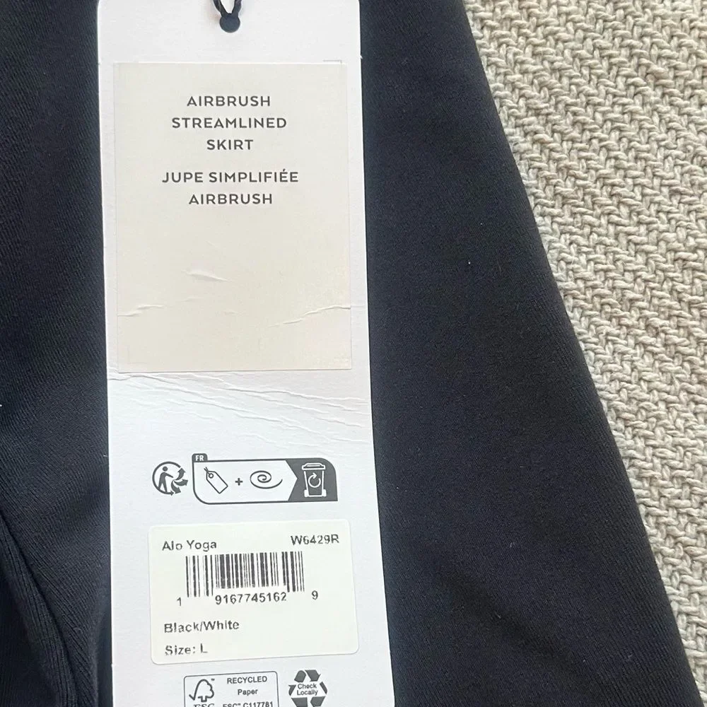 ALO Yoga Airbrush Streamlined Skirt Black Size Large NWT Active Contrast Piping